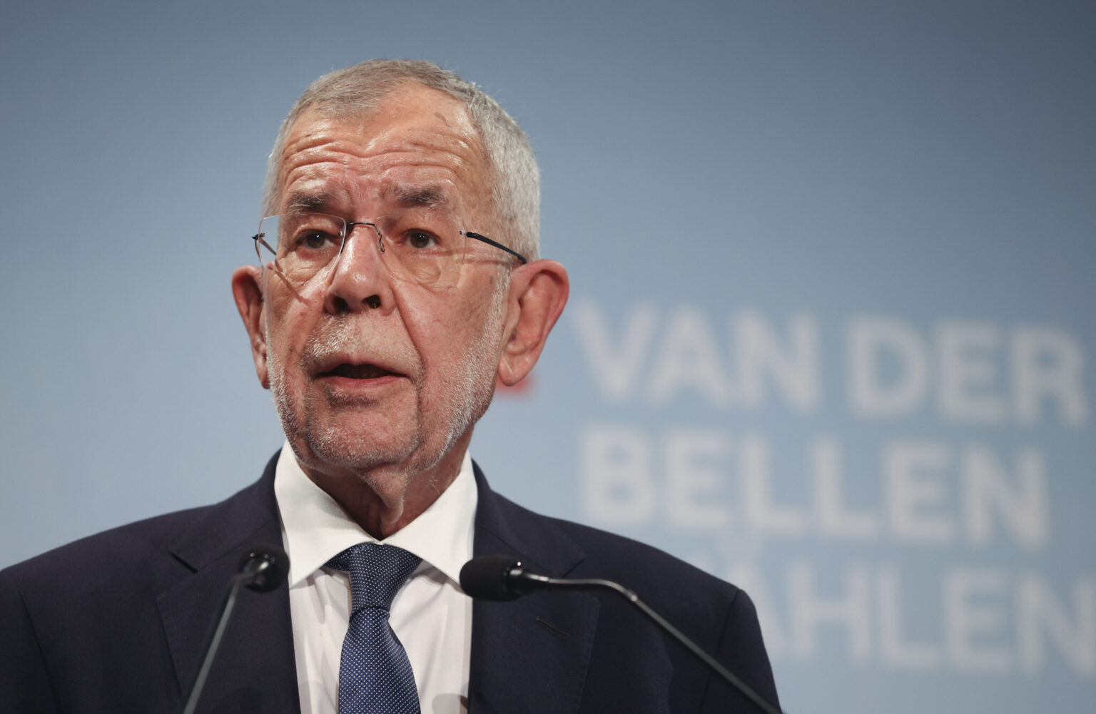 Austrian President Van der Bellen set to win second term